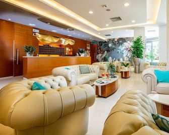 Hotel Parigi - San Michele al Tagliamento - Salónek