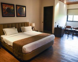 Park Suites - Kolkata - Bedroom