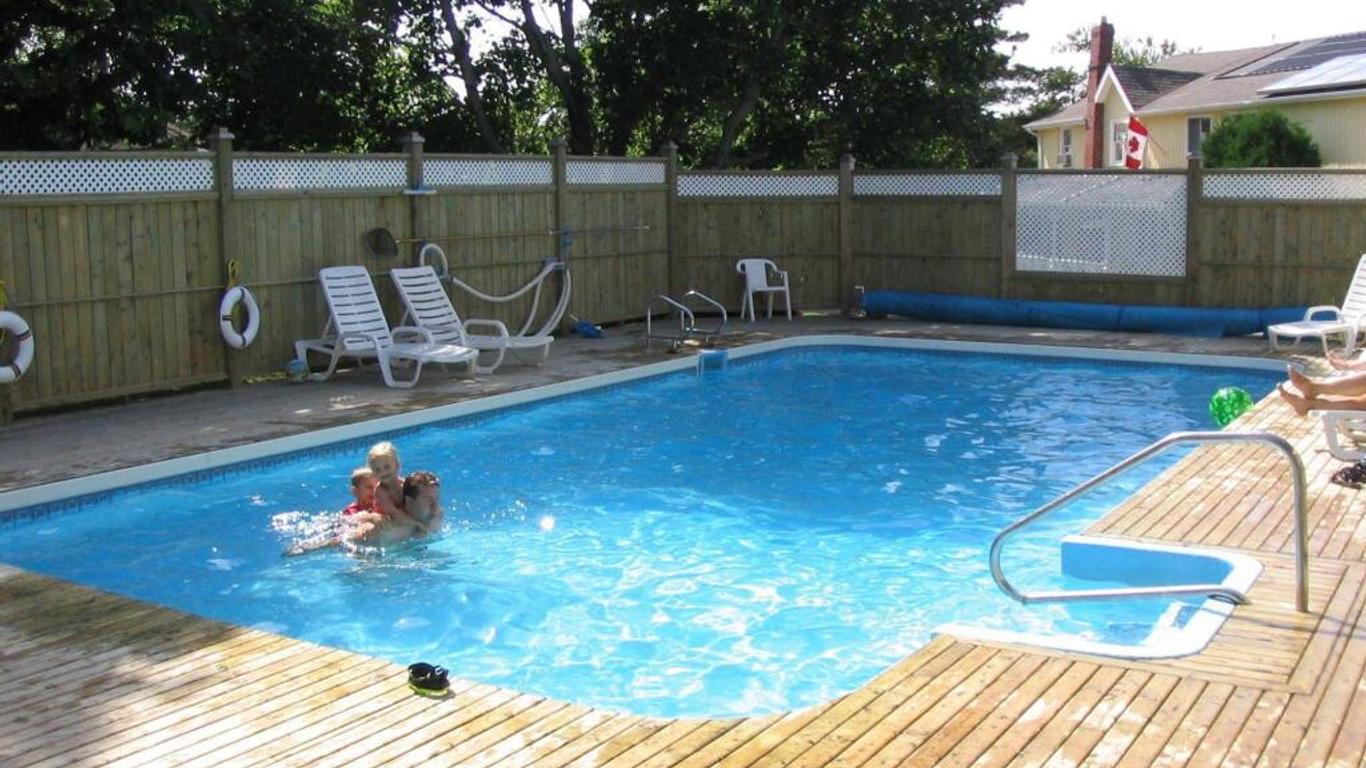 Shining Waters Country Inn