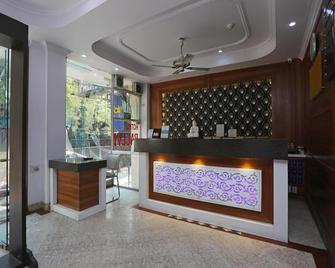 OYO 14710 Hotel Pallvi Palace - New Delhi - Front desk