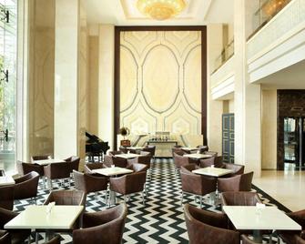 Four Points by Sheraton Medan - Medan - Restaurant