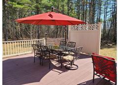Centrally Located Cape - Lee - Patio