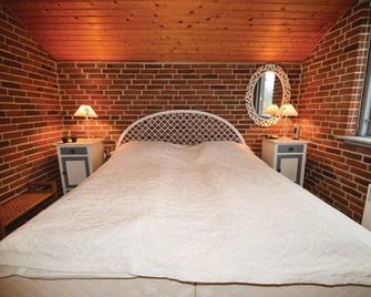 Three-Bedroom Holiday Home In Rodby - Rødby - Schlafzimmer