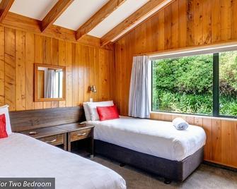Kaiteri Motels and Apartments - Kaiteriteri - Bedroom