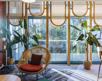 ibis Styles Antibes - Antibes - Building