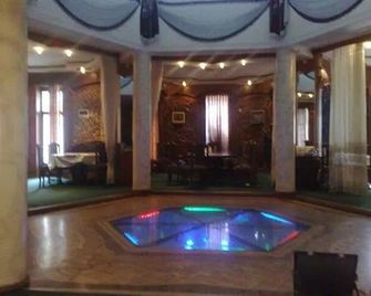 Titanik Hotel - Bakú - Lobby
