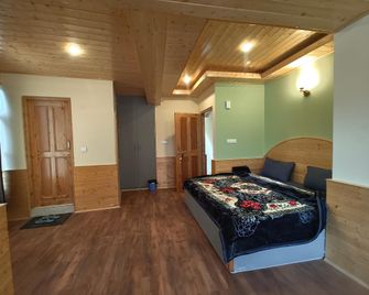 Namha Stay by Negi Wooden House - Manali - Bedroom