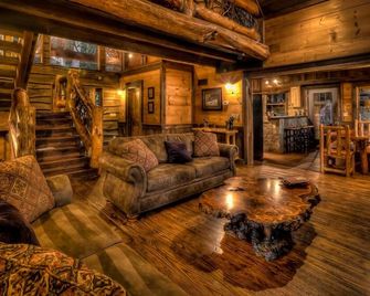 Whitewater Wilderness - Blue Ridge - Living room