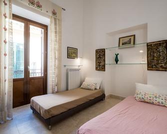 Sant'Agostino Apartment by DomuSicily - Palermo - Bedroom