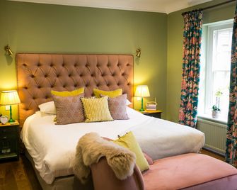 Stable Courtyard Bedrooms At Leeds Castle - Maidstone