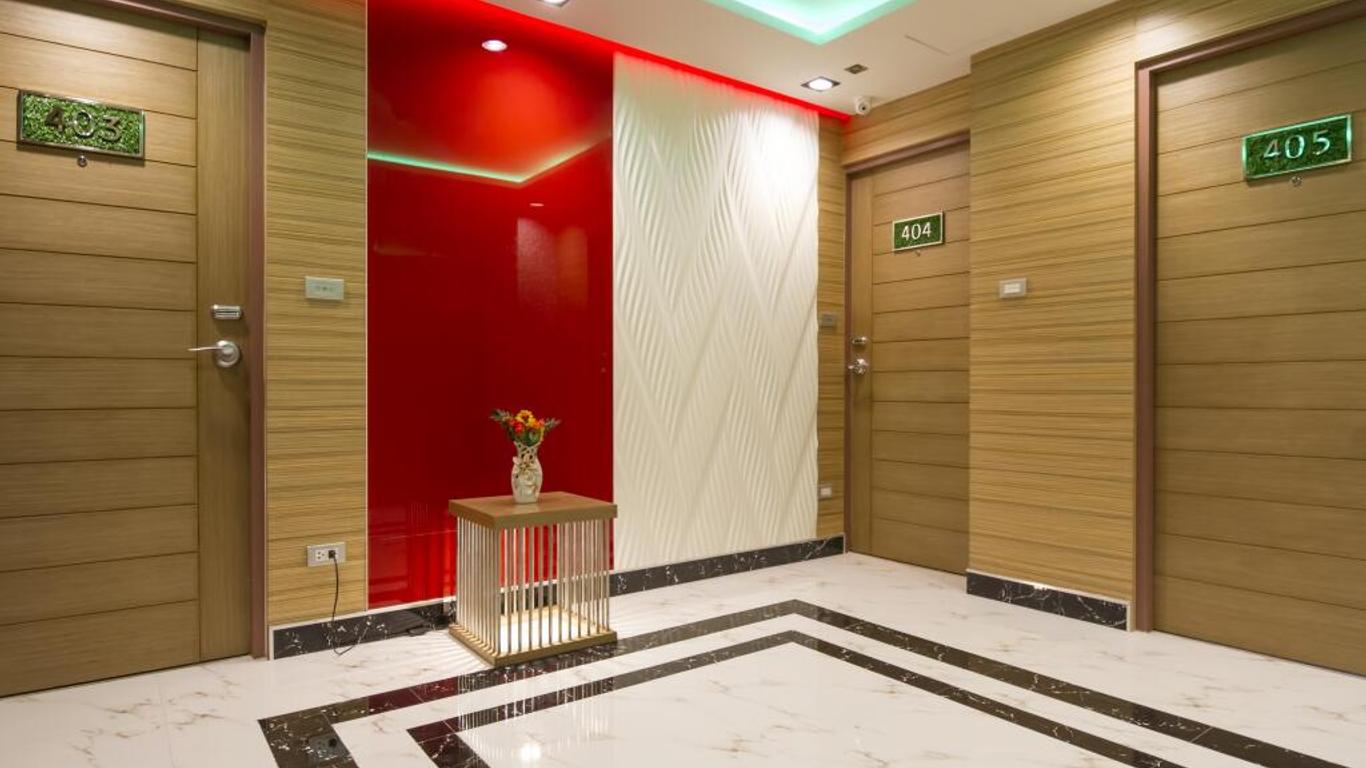 Eleven Avenue Suites