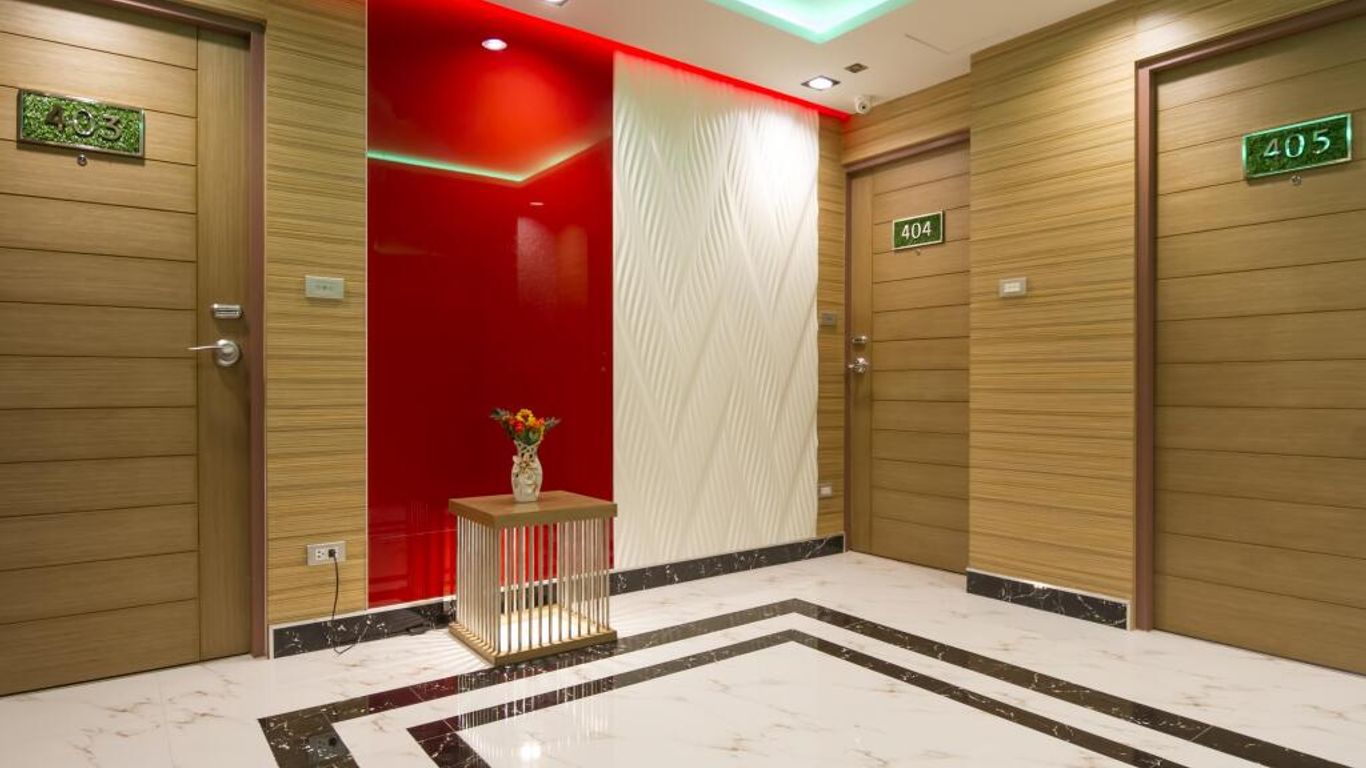 إليفين آفينيو سويتس