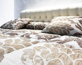 Eleonora Room & Breakfast - Oristano - Bedroom