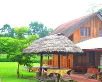 Quinta Primavera - Hostería Campestre - Nueva Loja - Building