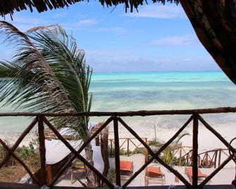 Zanzest Beach Bungalows - Jambiani - Balkon