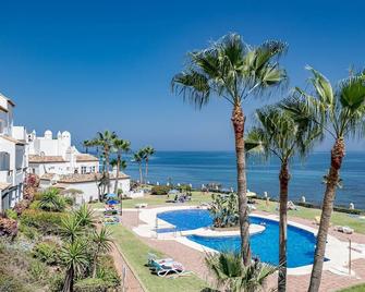 PL- Beachfront seaview and frontline beach - La Cala de Mijas - Uima-allas