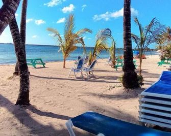 Hostal Acuarama - Playa Larga - Playa