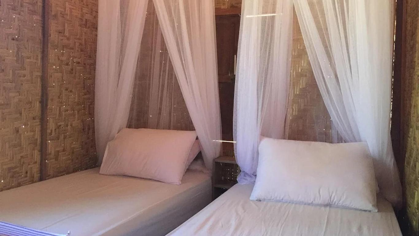 Maleo Moyo Hotel & Dive Resort