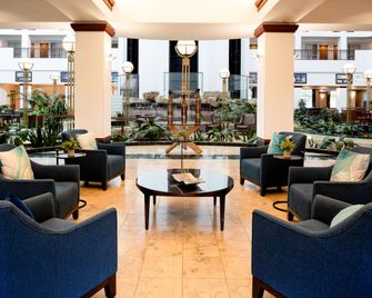 Embassy Suites by Hilton Portland Airport - פורטלנד - לובי