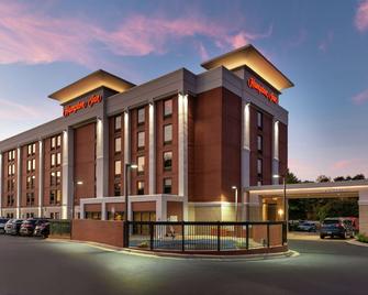 Hampton Inn Greensboro-Airport - גרינסבורו - בניין