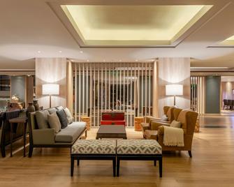 Sheraton Bariloche Hotel - סן קרלוס דה ברילוצ'ה - לובי