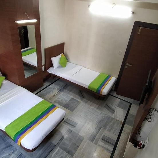Hotel City Palace image 1