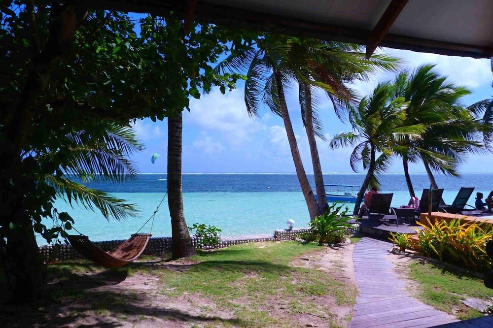 Romantic Beach Villas - General Luna