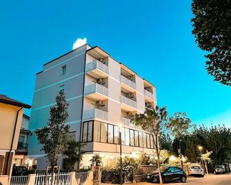 Hotel Sara Cesenatico - Cesenatico - Edificio