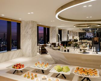 Novotel Suites Ambassador Seoul Yongsan - Seúl - Bufé