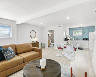 Melrose River Club Resort - San Marcos - Living room