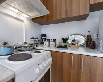 Maria Apartments Studios Epidavros - Palaia Epidavros - Kitchen