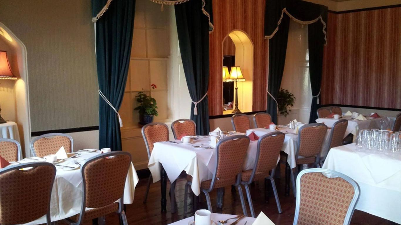 فندق رويال سبا