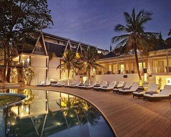 The Boathouse Phuket - Karon - Piscina
