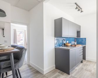 Radcliffe Studios - Wolverton - Kitchen