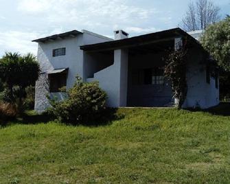 house with two bedrooms for 5\/6 people located in the hill of the bull, garage - Piriápolis - Building