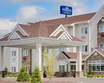Microtel Inn & Suites by Wyndham Clarion - Clarion - Building