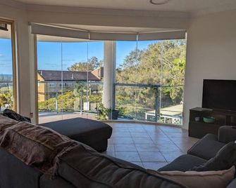 Burleigh Breeze - Burleigh Heads - Balcony