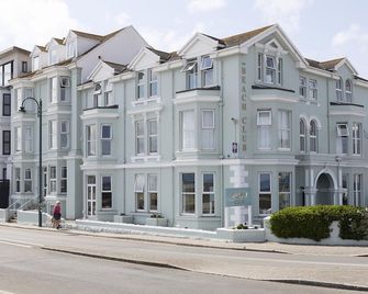 The Beach Club - 彭贊斯 - 建築