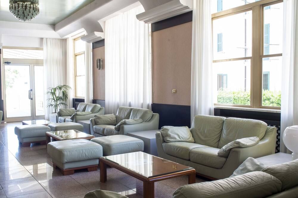 Pietra di Luna Hotel