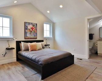 3 Br Urban Hideaway - Steps From Daily's Tiaa Fld - ג'קסונוויל - חדר שינה