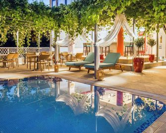 Thalassies Nouveau - Limenaria