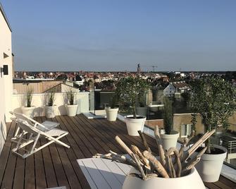 Superb Penthouse 105 M2 80m2 Of Sunny Terraces Sea View 3 Bedrooms 2 Garages! - Knokke-Heist - Балкон
