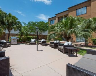 Courtyard by Marriott Harlingen - Harlingen - Patio