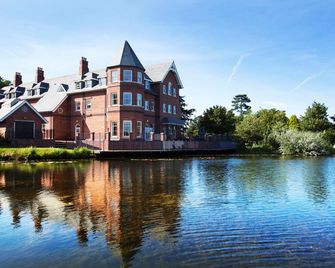 Ardencote - Warwick - Edificio