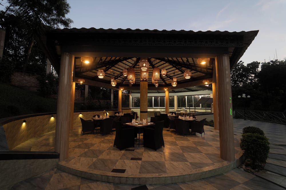 Paragon Hotel and Resort - Srimangal - Patio