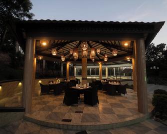 Paragon Hotel and Resort - Srimangal - Patio