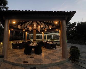 Paragon Hotel and Resort - Srimangal - Patio