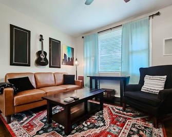 Spacious Nashville Home Near Bna Airport - Nashville - Pokój dzienny