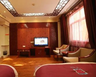 Pai Hotel Huayin Huashan Mountain Scenic Spot Ancient Street - Weinan