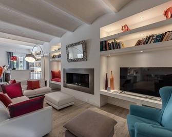 Villa del Capitano Art & Relais - San Quirico d'Orcia - Living room